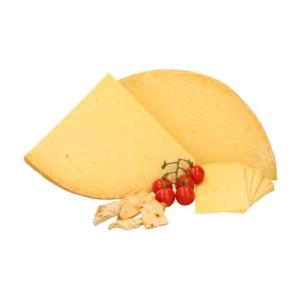 Egyptian Aged Roumy Cheese 500g جبنة رومي بطارخ قديمة شرائح